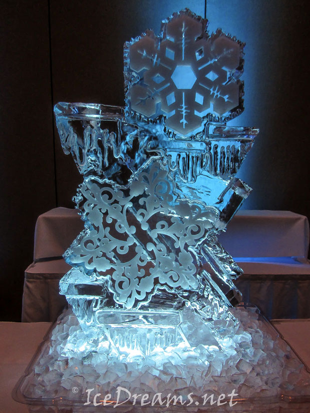 http://ice-sculptures.net/wp-content/uploads/2015/07/SNOWFLAkes-Ice-Luge.jpg